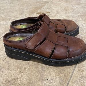 Earth Shoe Harriet Fisherman Mule Clog